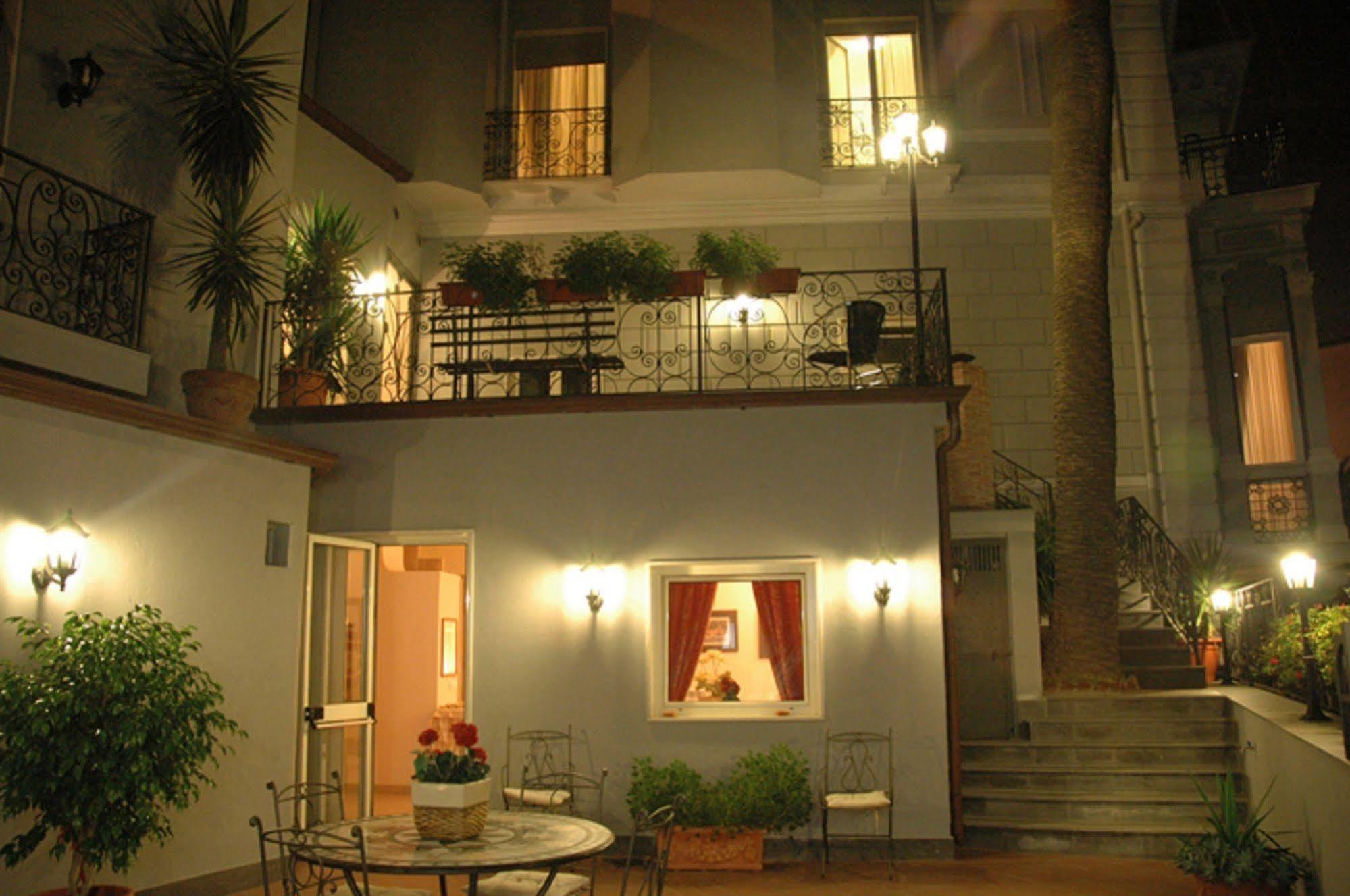 Villa Margherita เนเปิลส์ ภายนอก รูปภาพ
